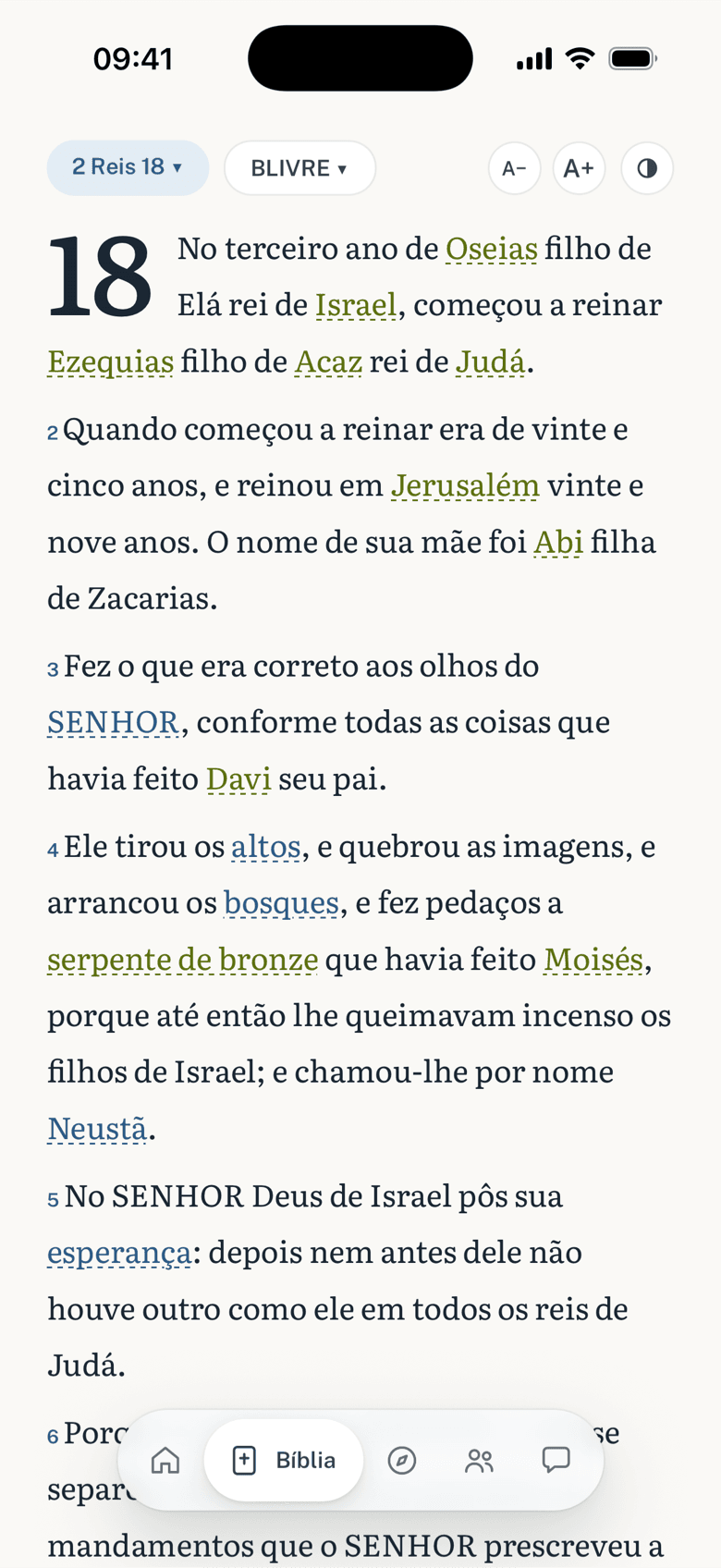 Leitor da Bíblia em 2 Reis 18 com nomes de pessoas, lugares e palavras marcados no texto